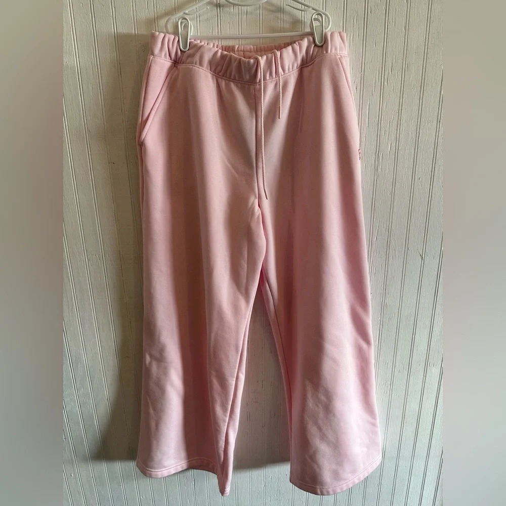 Fabletics Soft Pink Wide Leg Pants - Picture 3 of 5